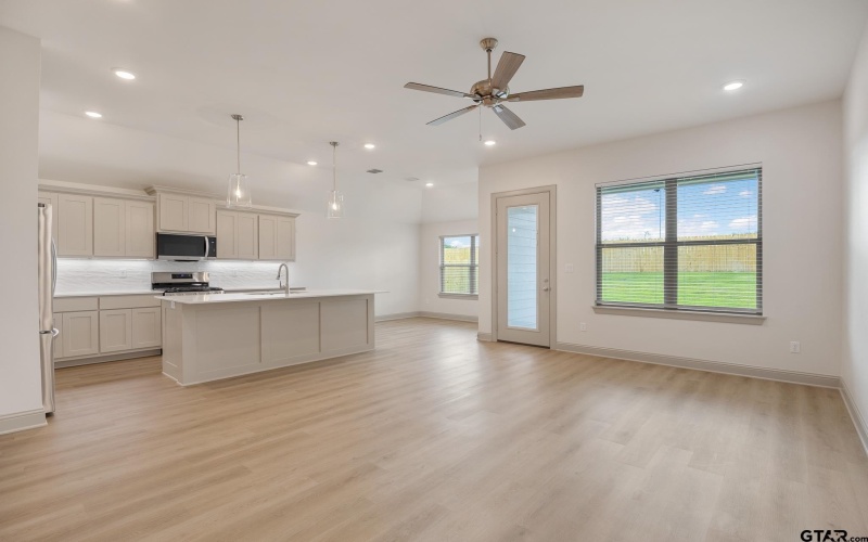 2253 Dogwood Park Blvd, Tyler, TX 75707, 3 Bedrooms Bedrooms, ,2 BathroomsBathrooms,Residential,For Sale,2253 Dogwood Park Blvd,0,25006118