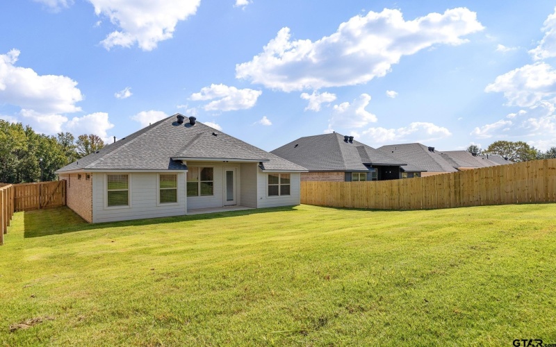 2253 Dogwood Park Blvd, Tyler, TX 75707, 3 Bedrooms Bedrooms, ,2 BathroomsBathrooms,Residential,For Sale,2253 Dogwood Park Blvd,0,25006118
