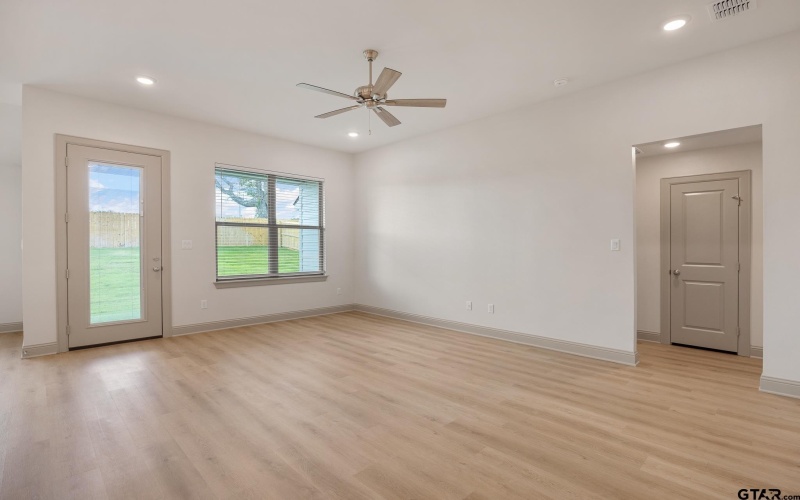 2253 Dogwood Park Blvd, Tyler, TX 75707, 3 Bedrooms Bedrooms, ,2 BathroomsBathrooms,Residential,For Sale,2253 Dogwood Park Blvd,0,25006118