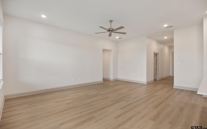 2253 Dogwood Park Blvd, Tyler, TX 75707, 3 Bedrooms Bedrooms, ,2 BathroomsBathrooms,Residential,For Sale,2253 Dogwood Park Blvd,0,25006118