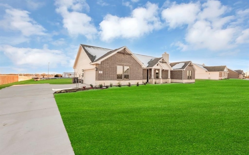 2 Ina Road, Sherman, TX 75090, 4 Bedrooms Bedrooms, ,2 BathroomsBathrooms,Residential,For Sale,2 Ina Road,0,21115892