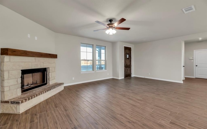 2 Ina Road, Sherman, TX 75090, 4 Bedrooms Bedrooms, ,2 BathroomsBathrooms,Residential,For Sale,2 Ina Road,0,21115892