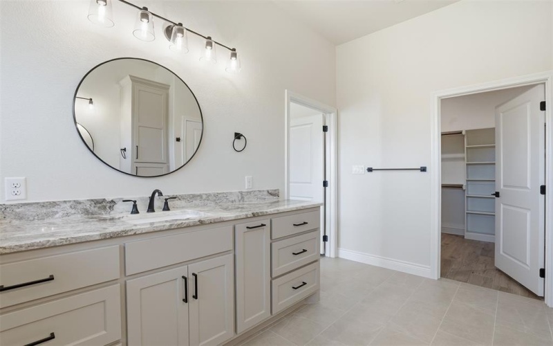 9619 Bellechase Road, Granbury, TX 76049, 4 Bedrooms Bedrooms, ,3 BathroomsBathrooms,Residential,For Sale,9619 Bellechase Road,0,21105008