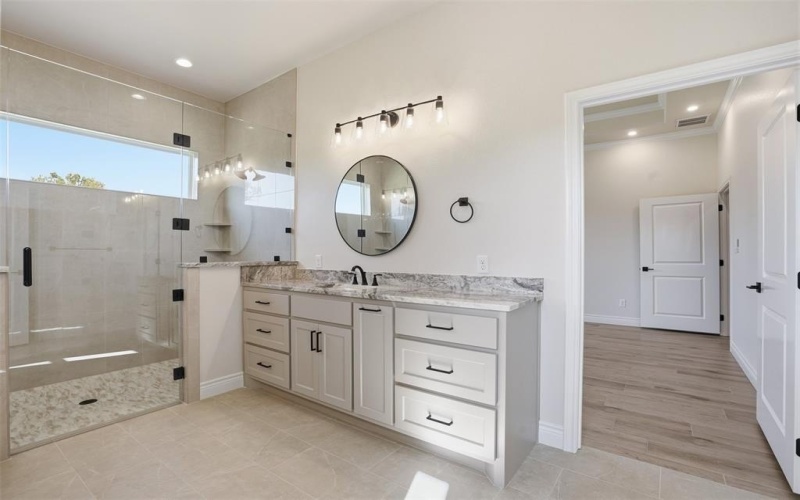 9619 Bellechase Road, Granbury, TX 76049, 4 Bedrooms Bedrooms, ,3 BathroomsBathrooms,Residential,For Sale,9619 Bellechase Road,0,21105008