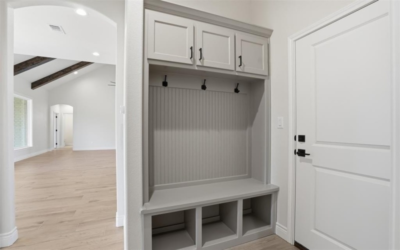 9619 Bellechase Road, Granbury, TX 76049, 4 Bedrooms Bedrooms, ,3 BathroomsBathrooms,Residential,For Sale,9619 Bellechase Road,0,21105008