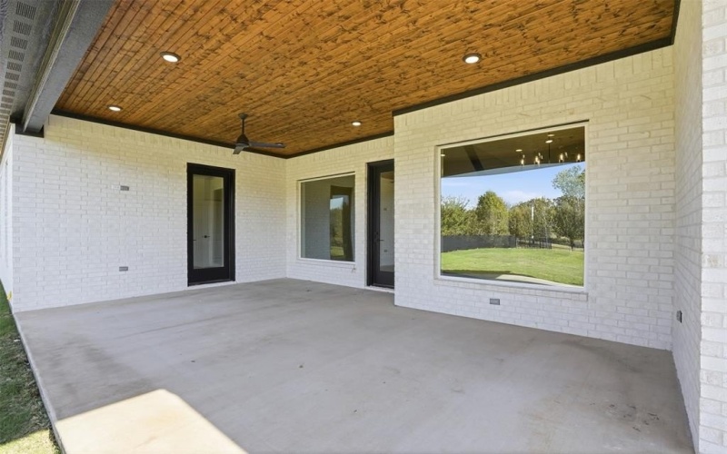 9619 Bellechase Road, Granbury, TX 76049, 4 Bedrooms Bedrooms, ,3 BathroomsBathrooms,Residential,For Sale,9619 Bellechase Road,0,21105008