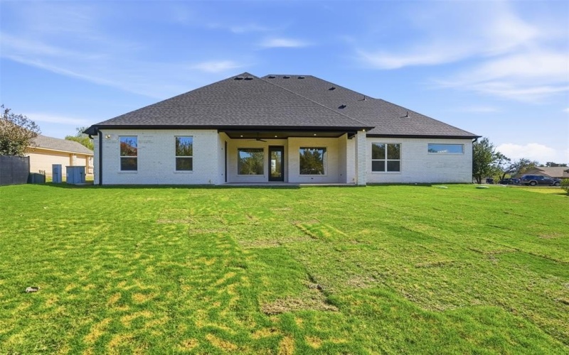 9619 Bellechase Road, Granbury, TX 76049, 4 Bedrooms Bedrooms, ,3 BathroomsBathrooms,Residential,For Sale,9619 Bellechase Road,0,21105008