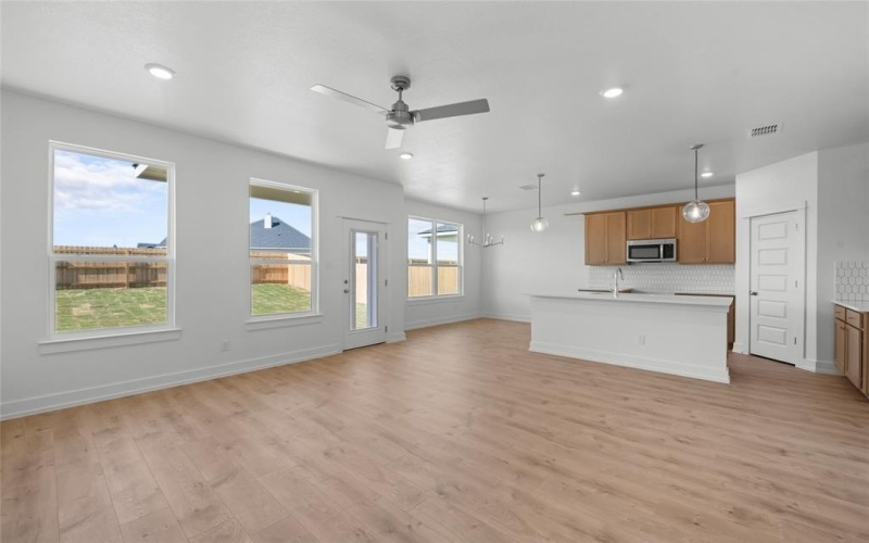 11213 Patera Road, Waco, TX 76655, 3 Bedrooms Bedrooms, ,2 BathroomsBathrooms,Residential,For Sale,11213 Patera Road,0,21107194