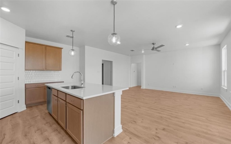 11213 Patera Road, Waco, TX 76655, 3 Bedrooms Bedrooms, ,2 BathroomsBathrooms,Residential,For Sale,11213 Patera Road,0,21107194