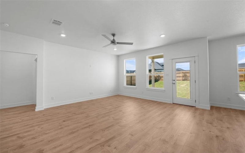 11213 Patera Road, Waco, TX 76655, 3 Bedrooms Bedrooms, ,2 BathroomsBathrooms,Residential,For Sale,11213 Patera Road,0,21107194