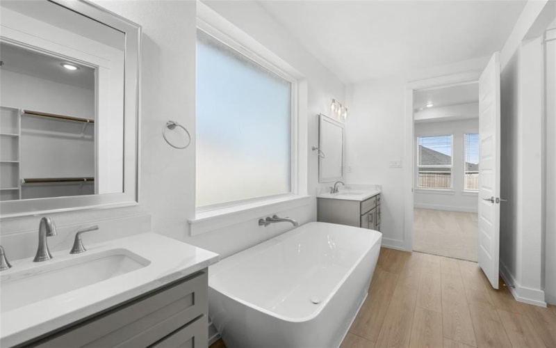 305 Boots Court, Lorena, TX 76655, 4 Bedrooms Bedrooms, ,3 BathroomsBathrooms,Residential,For Sale,305 Boots Court,0,21107528