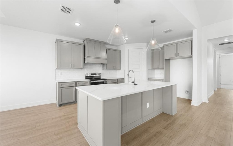 305 Boots Court, Lorena, TX 76655, 4 Bedrooms Bedrooms, ,3 BathroomsBathrooms,Residential,For Sale,305 Boots Court,0,21107528