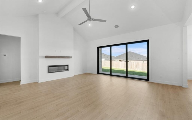 305 Boots Court, Lorena, TX 76655, 4 Bedrooms Bedrooms, ,3 BathroomsBathrooms,Residential,For Sale,305 Boots Court,0,21107528