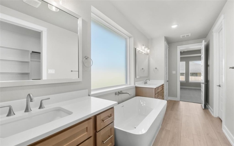 303 Boots Court, Lorena, TX 76655, 4 Bedrooms Bedrooms, ,3 BathroomsBathrooms,Residential,For Sale,303 Boots Court,0,21107540