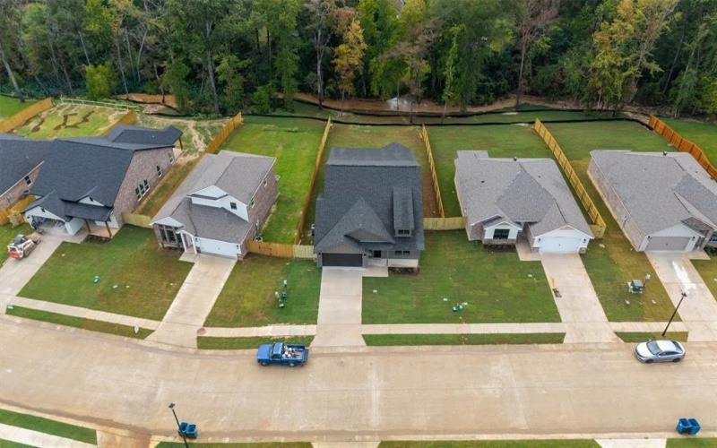 16410 Crossing Circle, Lindale, TX 75771, 4 Bedrooms Bedrooms, ,2 BathroomsBathrooms,Residential,For Sale,16410 Crossing Circle,0,21115358