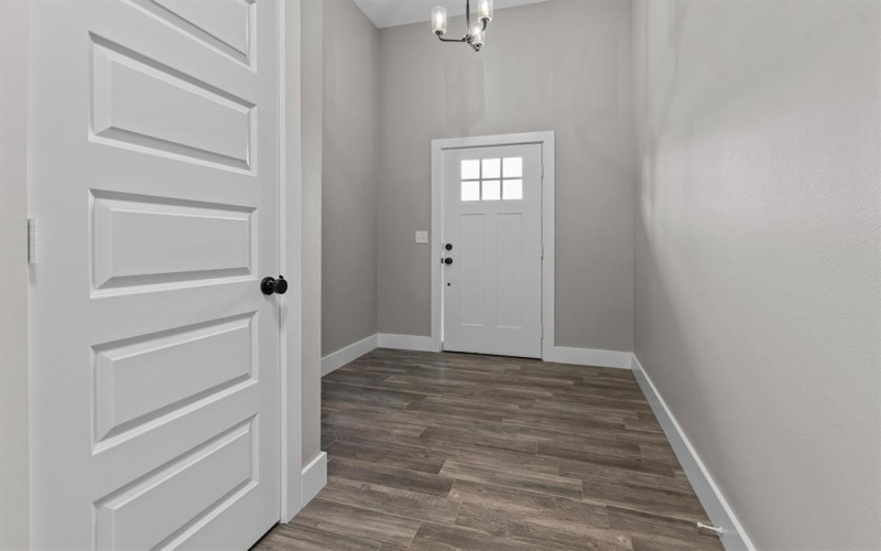 16410 Crossing Circle, Lindale, TX 75771, 4 Bedrooms Bedrooms, ,2 BathroomsBathrooms,Residential,For Sale,16410 Crossing Circle,0,21115358