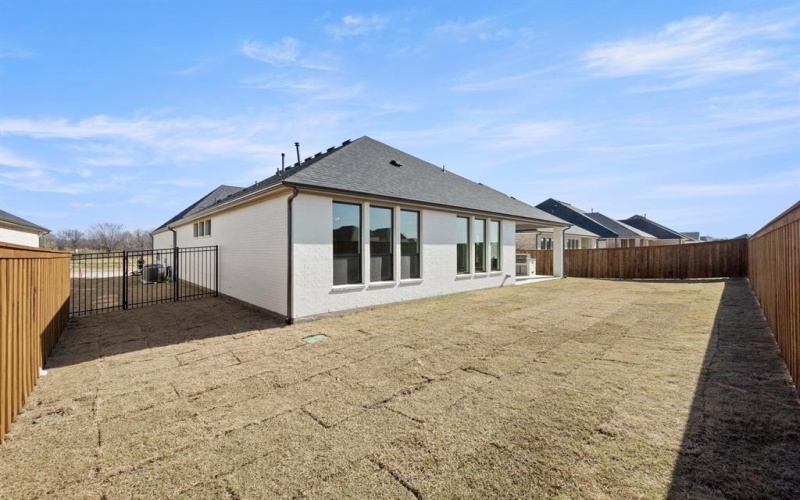 4728 Hawthorn Hills Lane, Arlington, TX 76005, 3 Bedrooms Bedrooms, ,3 BathroomsBathrooms,Residential,For Sale,4728 Hawthorn Hills Lane,0,21115914