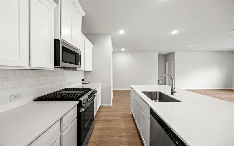 3204 Kingdom Drive, Denton, TX 76208, 4 Bedrooms Bedrooms, ,2 BathroomsBathrooms,Residential,For Sale,3204 Kingdom Drive,0,21115919