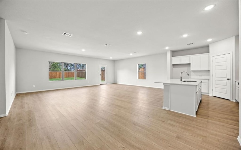 3204 Kingdom Drive, Denton, TX 76208, 4 Bedrooms Bedrooms, ,2 BathroomsBathrooms,Residential,For Sale,3204 Kingdom Drive,0,21115919