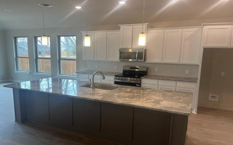 481 W Jefferson Street, Van Alstyne, TX 75495, 3 Bedrooms Bedrooms, ,2 BathroomsBathrooms,Residential,For Sale,481 W Jefferson Street,0,21115921