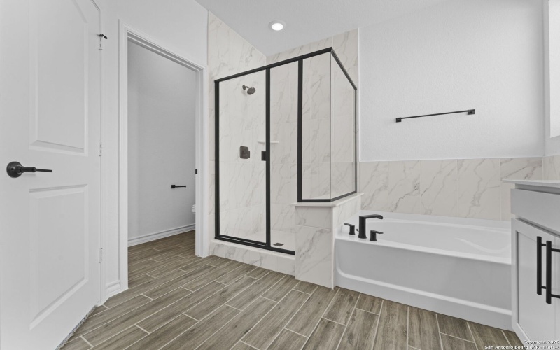 4007 Paddock Trl, Seguin, TX 78155, 3 Bedrooms Bedrooms, ,2 BathroomsBathrooms,Residential,For Sale,4007 Paddock Trl,0,1923762