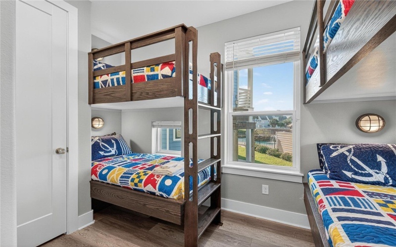 162 La Concha Boulevard unit: 31 #31, Port Aransas, TX 78373, 4 Bedrooms Bedrooms, ,3 BathroomsBathrooms,Residential,For Sale,162 La Concha Boulevard unit: 31,0,467547