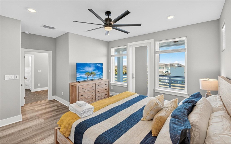 162 La Concha Boulevard unit: 31 #31, Port Aransas, TX 78373, 4 Bedrooms Bedrooms, ,3 BathroomsBathrooms,Residential,For Sale,162 La Concha Boulevard unit: 31,0,467547