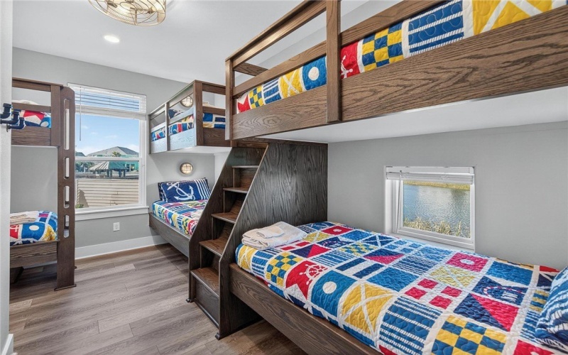 162 La Concha Boulevard unit: 31 #31, Port Aransas, TX 78373, 4 Bedrooms Bedrooms, ,3 BathroomsBathrooms,Residential,For Sale,162 La Concha Boulevard unit: 31,0,467547