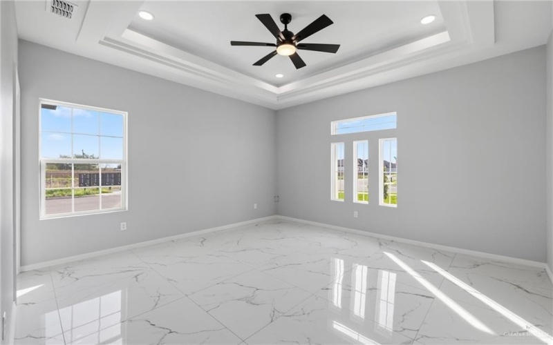 910 E 39th Street, San Juan, TX 78589, 3 Habitaciones Habitaciones , ,2 BañosBaños,Residential,En Venta,910 E 39th Street,0,487355