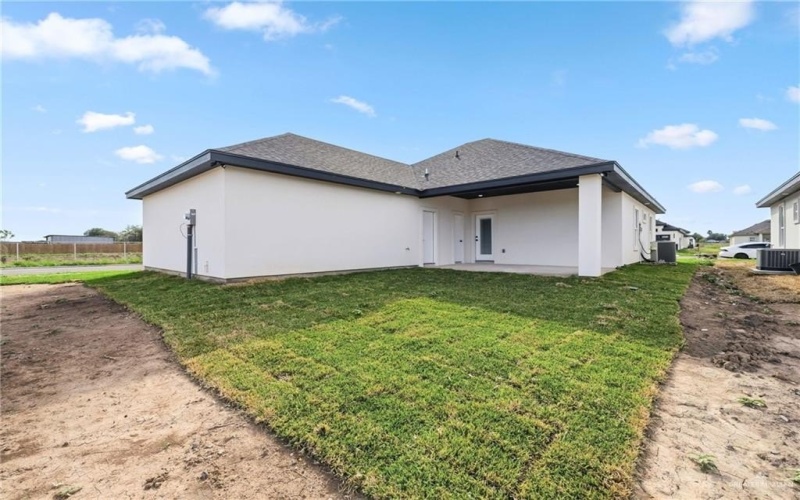 910 E 39th Street, San Juan, TX 78589, 3 Habitaciones Habitaciones , ,2 BañosBaños,Residential,En Venta,910 E 39th Street,0,487355