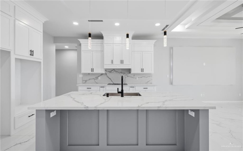 910 E 39th Street, San Juan, TX 78589, 3 Habitaciones Habitaciones , ,2 BañosBaños,Residential,En Venta,910 E 39th Street,0,487355