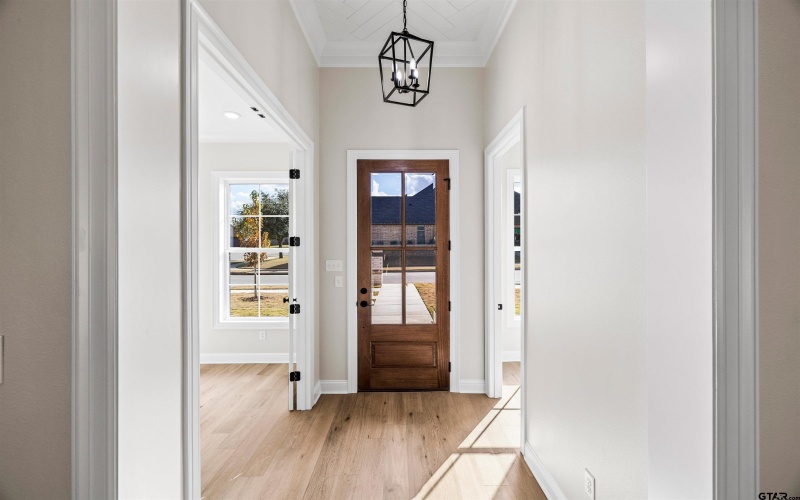 2945 Salado Creek Dr., Tyler, TX 75703, 3 Bedrooms Bedrooms, ,2 BathroomsBathrooms,Residential,For Sale,2945 Salado Creek Dr.,0,25016867