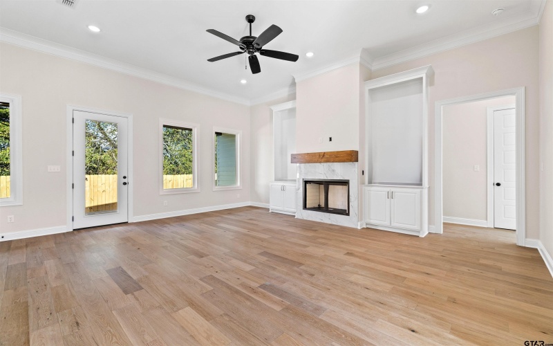 2945 Salado Creek Dr., Tyler, TX 75703, 3 Bedrooms Bedrooms, ,2 BathroomsBathrooms,Residential,For Sale,2945 Salado Creek Dr.,0,25016867