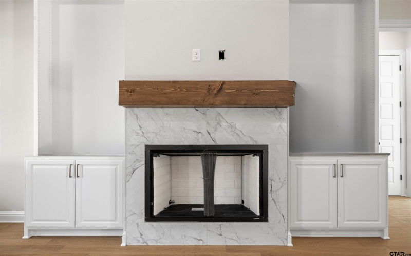 2945 Salado Creek Dr., Tyler, TX 75703, 3 Bedrooms Bedrooms, ,2 BathroomsBathrooms,Residential,For Sale,2945 Salado Creek Dr.,0,25016867