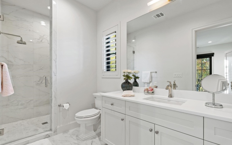 106 Plaza Escondido, Horseshoe Bay, TX 78657, 4 Habitaciones Habitaciones , ,5 BañosBaños,Residential,En Venta,106 Plaza Escondido,0,175739