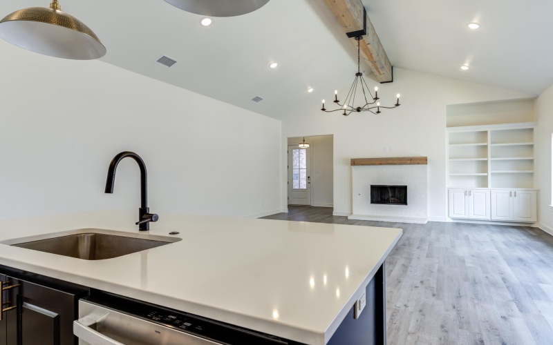 7613 52nd Street, Lubbock, TX 79407, 4 Bedrooms Bedrooms, ,3 BathroomsBathrooms,Residential,For Sale,7613 52nd Street,0,202563264