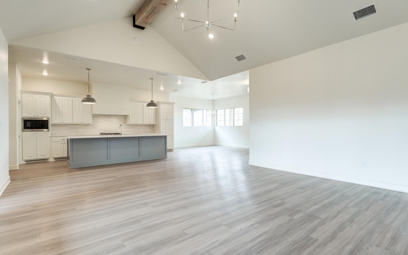 7615 52nd Street, Lubbock, TX 79407, 4 Bedrooms Bedrooms, ,3 BathroomsBathrooms,Residential,For Sale,7615 52nd Street,0,202563265