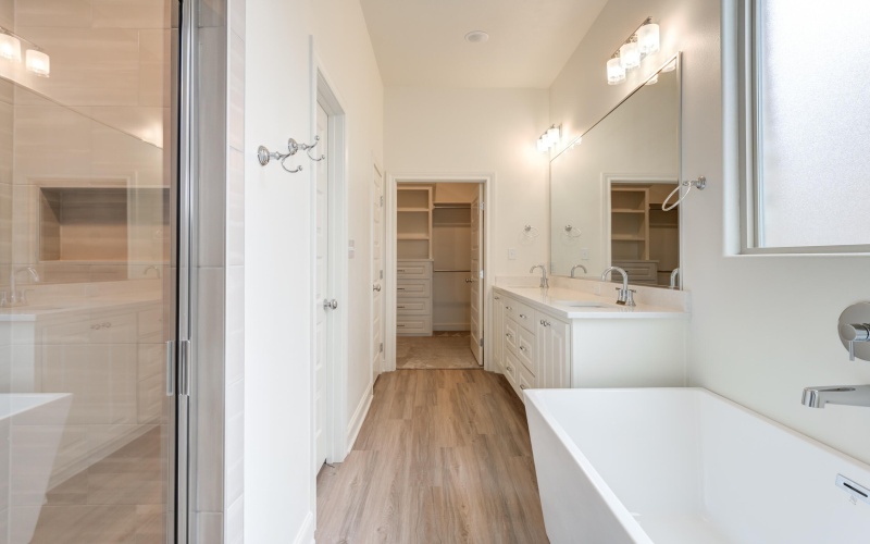 7615 52nd Street, Lubbock, TX 79407, 4 Bedrooms Bedrooms, ,3 BathroomsBathrooms,Residential,For Sale,7615 52nd Street,0,202563265