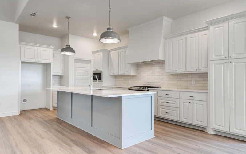 7615 52nd Street, Lubbock, TX 79407, 4 Bedrooms Bedrooms, ,3 BathroomsBathrooms,Residential,For Sale,7615 52nd Street,0,202563265