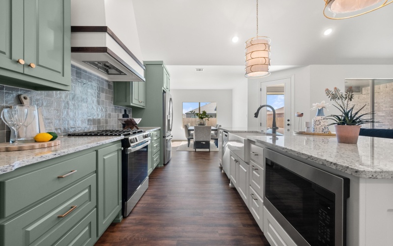 5515 119th Street, Lubbock, TX 79424, 4 Bedrooms Bedrooms, ,2 BathroomsBathrooms,Residential,For Sale,5515 119th Street,0,202563268