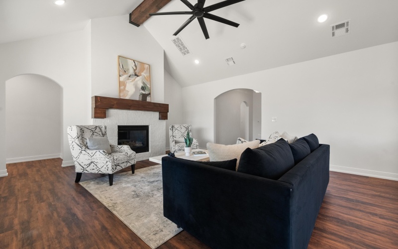 5515 119th Street, Lubbock, TX 79424, 4 Bedrooms Bedrooms, ,2 BathroomsBathrooms,Residential,For Sale,5515 119th Street,0,202563268