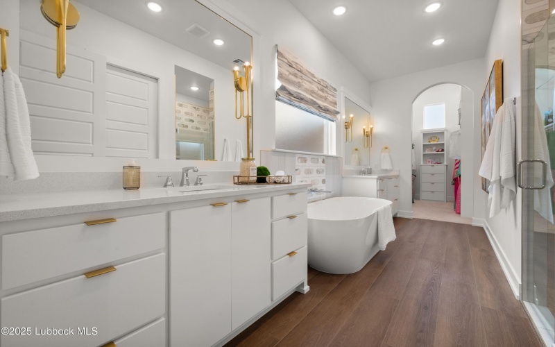 4606 138th Place, Lubbock, TX 79424, 4 Bedrooms Bedrooms, ,3 BathroomsBathrooms,Residential,For Sale,4606 138th Place,0,202563271