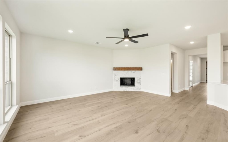 1604 Olivia Drive, Trenton, TX 75490, 4 Bedrooms Bedrooms, ,3 BathroomsBathrooms,Residential,For Sale,1604 Olivia Drive,0,20866628