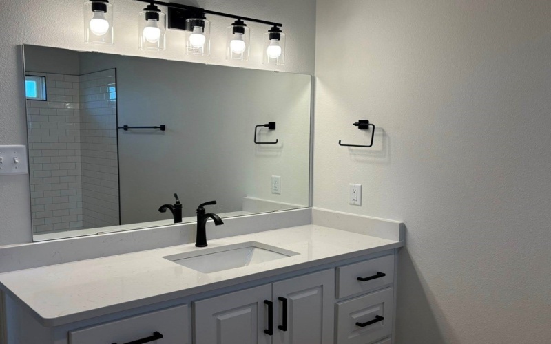 1013 Claborne Court, San Angelo, TX 76903, 3 Bedrooms Bedrooms, ,2 BathroomsBathrooms,Residential,For Sale,1013 Claborne Court,0,129831