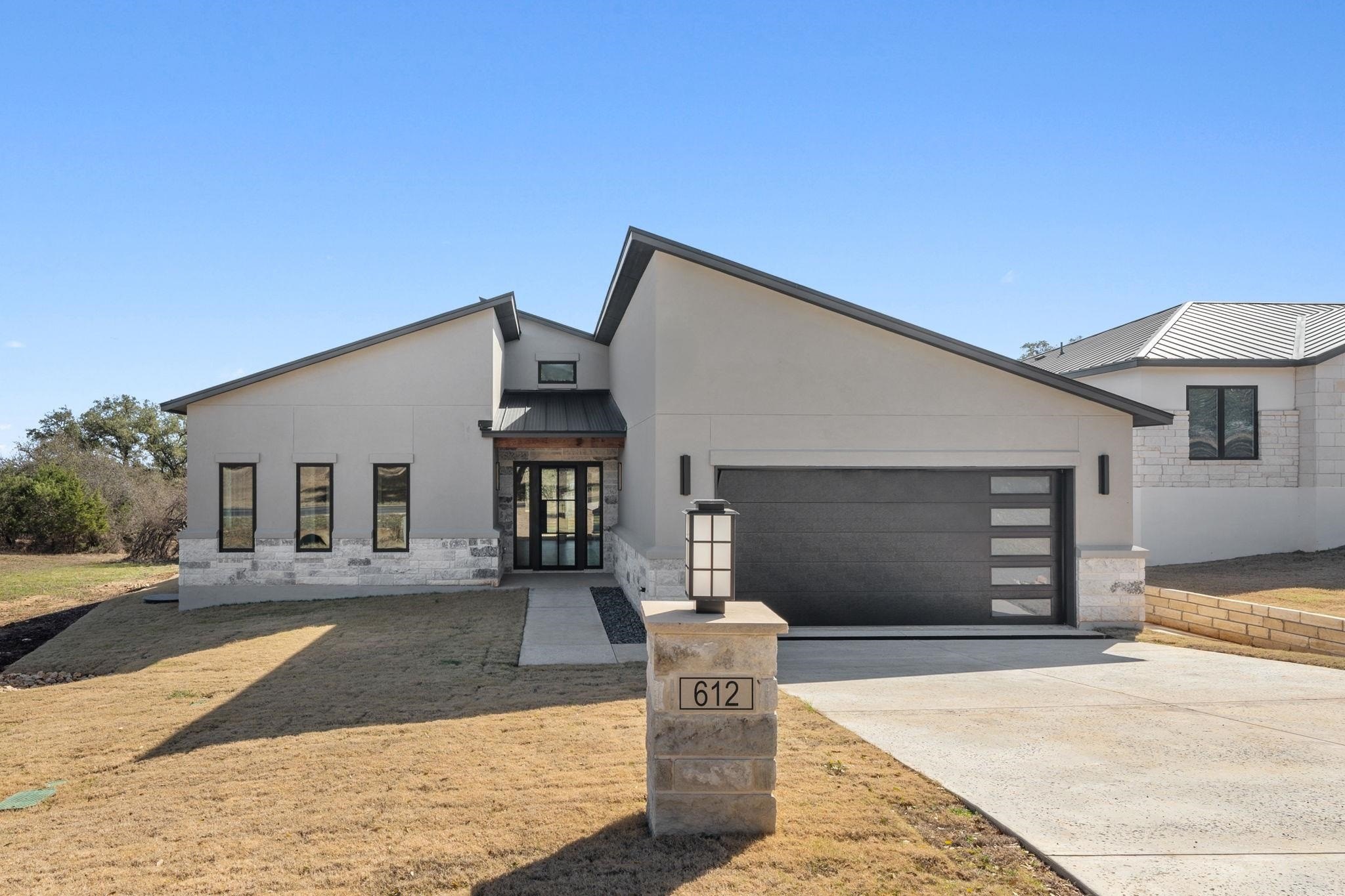612 Broken Hills Drive, Horseshoe Bay, TX 78657, 4 Bedrooms Bedrooms, ,2 BathroomsBathrooms,Residential,For Sale,612 Broken Hills Drive,172549