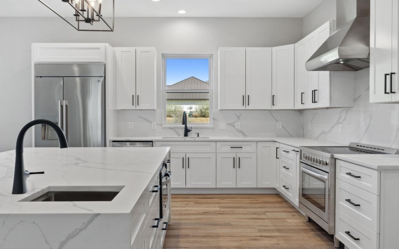612 Broken Hills Drive, Horseshoe Bay, TX 78657, 4 Bedrooms Bedrooms, ,2 BathroomsBathrooms,Residential,For Sale,612 Broken Hills Drive,172549