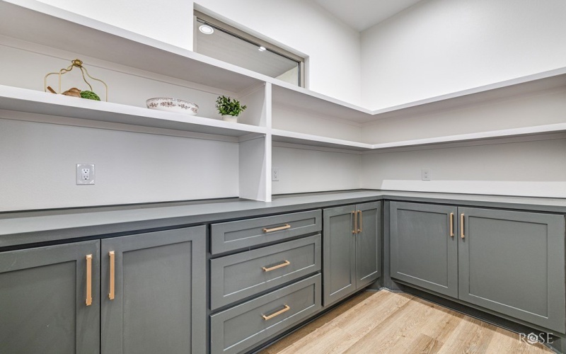 8477 Windmill Rd, San Angelo, TX 76905, 4 Habitaciones Habitaciones , ,3 BañosBaños,Residential,En Venta,8477 Windmill Rd,0,129836