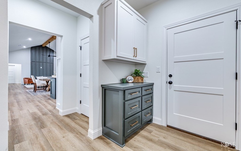 8477 Windmill Rd, San Angelo, TX 76905, 4 Habitaciones Habitaciones , ,3 BañosBaños,Residential,En Venta,8477 Windmill Rd,0,129836