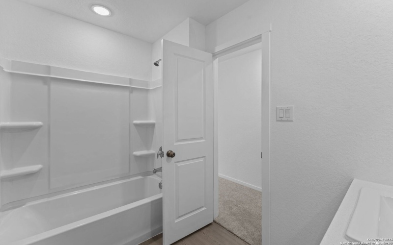 14715 Dasing Wheel, San Antonio, TX 78254, 4 Habitaciones Habitaciones , ,2 BañosBaños,Residential,En Venta,14715 Dasing Wheel,0,1895986