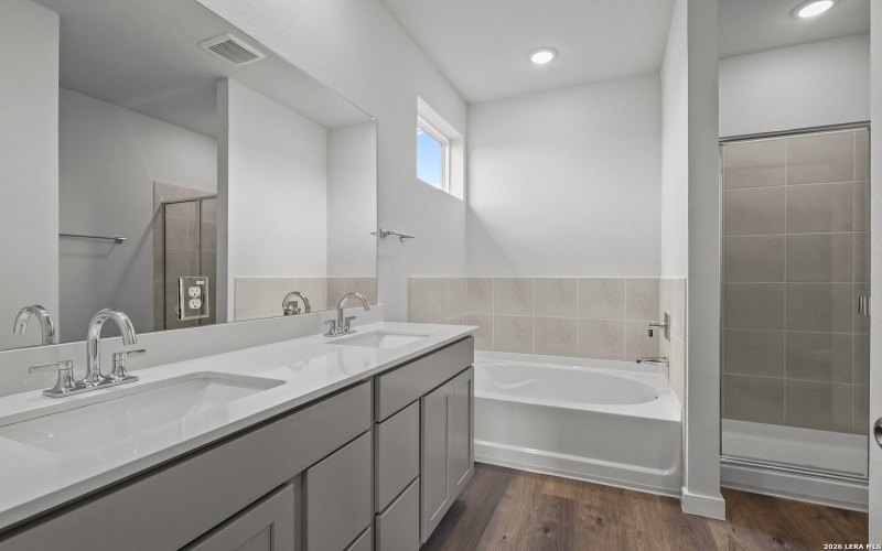 7925 COFFEE MILL, San Antonio, TX 78252, 4 Habitaciones Habitaciones , ,3 BañosBaños,Residential,En Venta,7925 COFFEE MILL,0,1923822